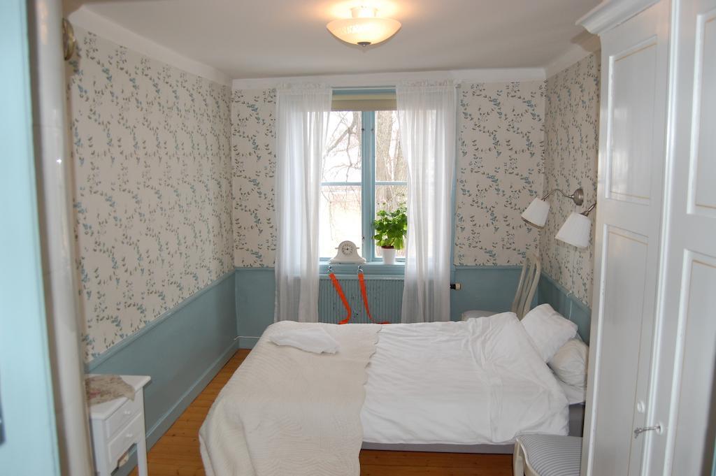 Bed and Breakfast Tullgarns Vardshus Vagnhärad Zimmer foto