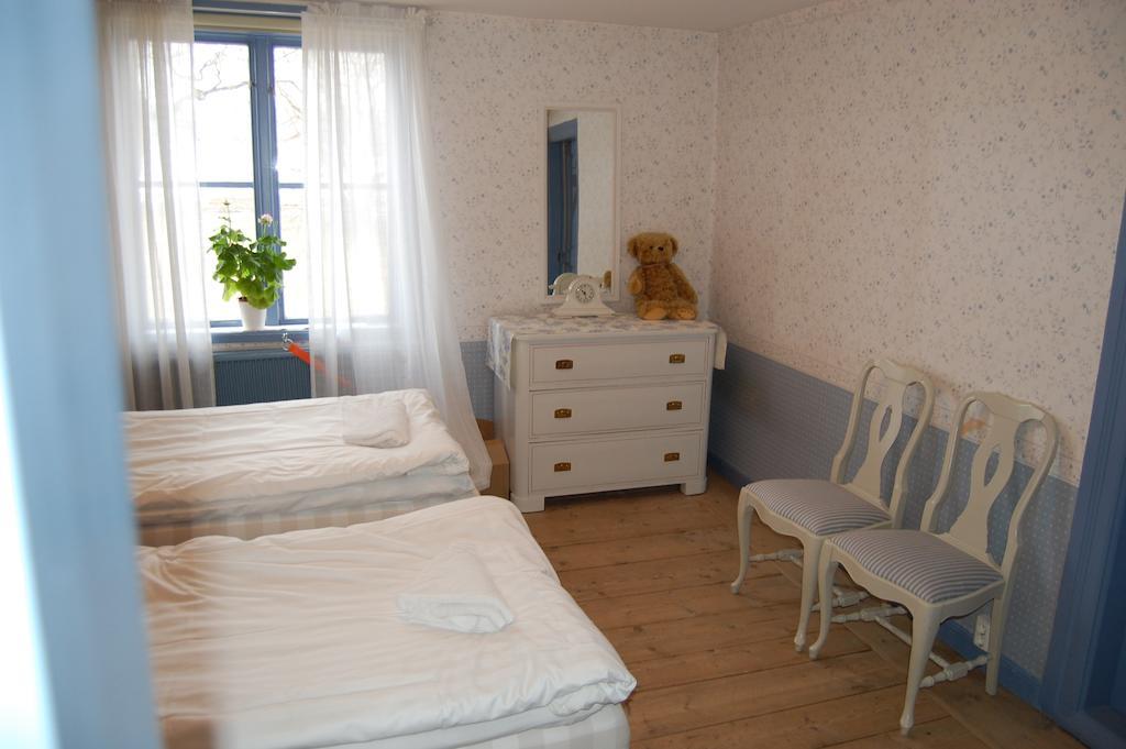 Bed and Breakfast Tullgarns Vardshus Vagnhärad Zimmer foto